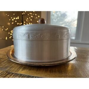 Vtg West Bend Aluminum Wooden Acorn Cake Cover W/ Amber Carnival Glass Platter